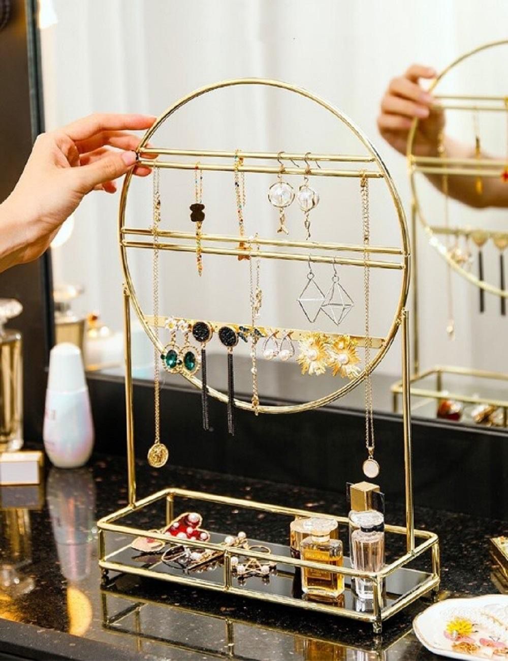 Storage solution for Organized Makeup Organizer